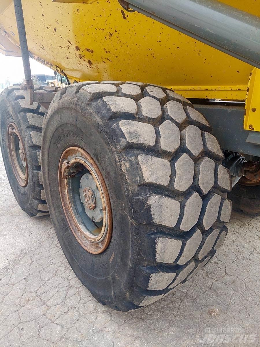 Terex TA300 Artikulētie pašizgāzēji