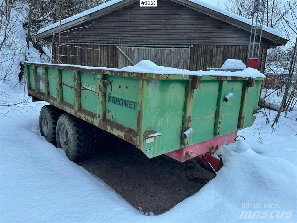 Agromet T-041 Pašizgāzēju piekabes