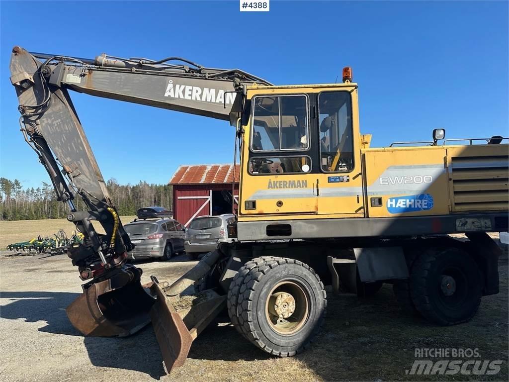 Åkerman EW200 Kāpurķēžu ekskavatori