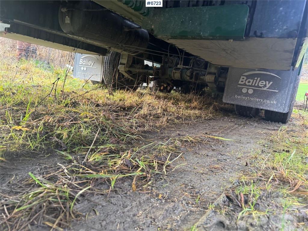 Bailey 24T Zemie treileri