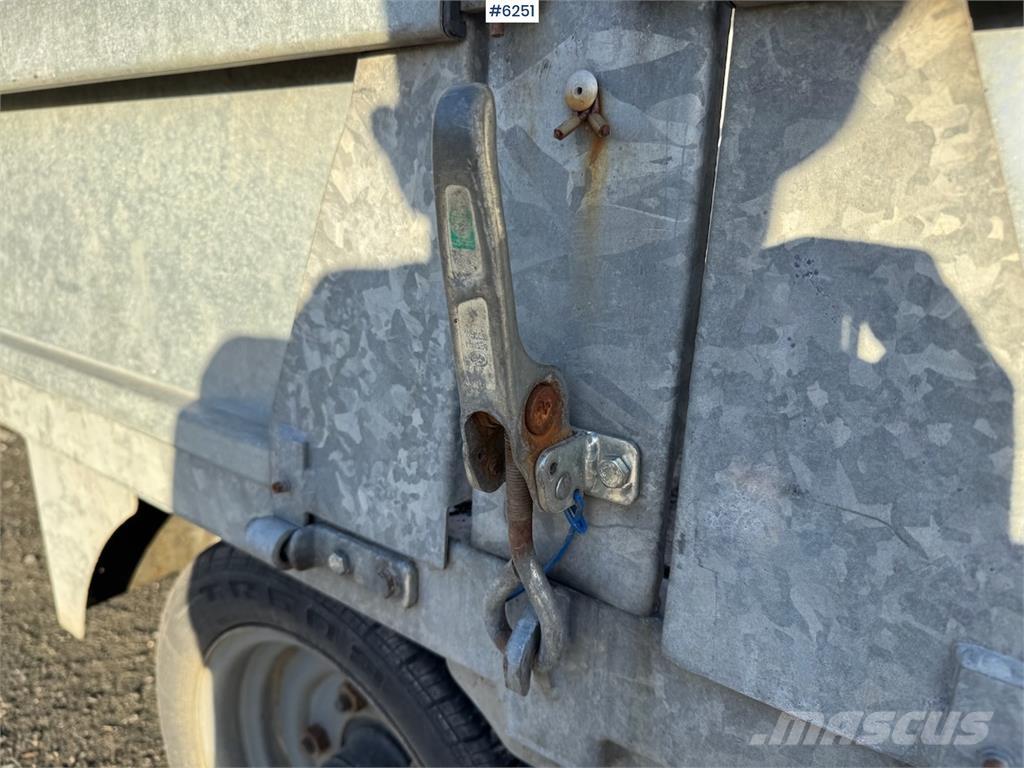 Bateson PL Mazgabarīta treileri