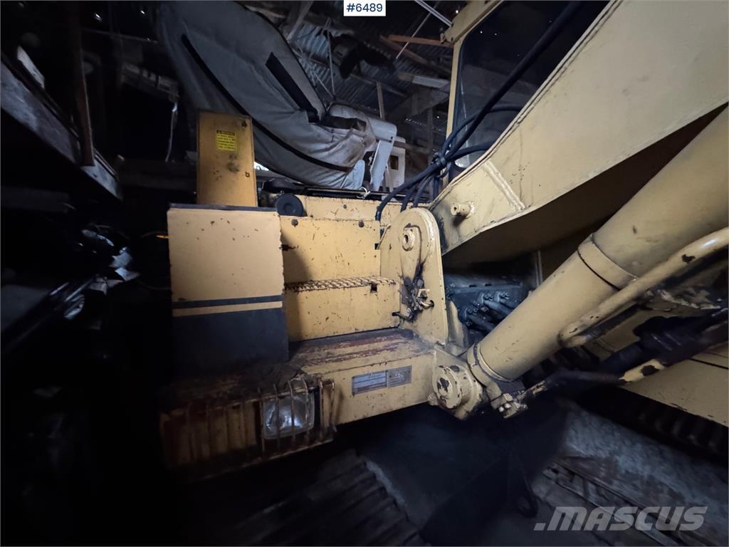 CAT 205 LC Kāpurķēžu ekskavatori