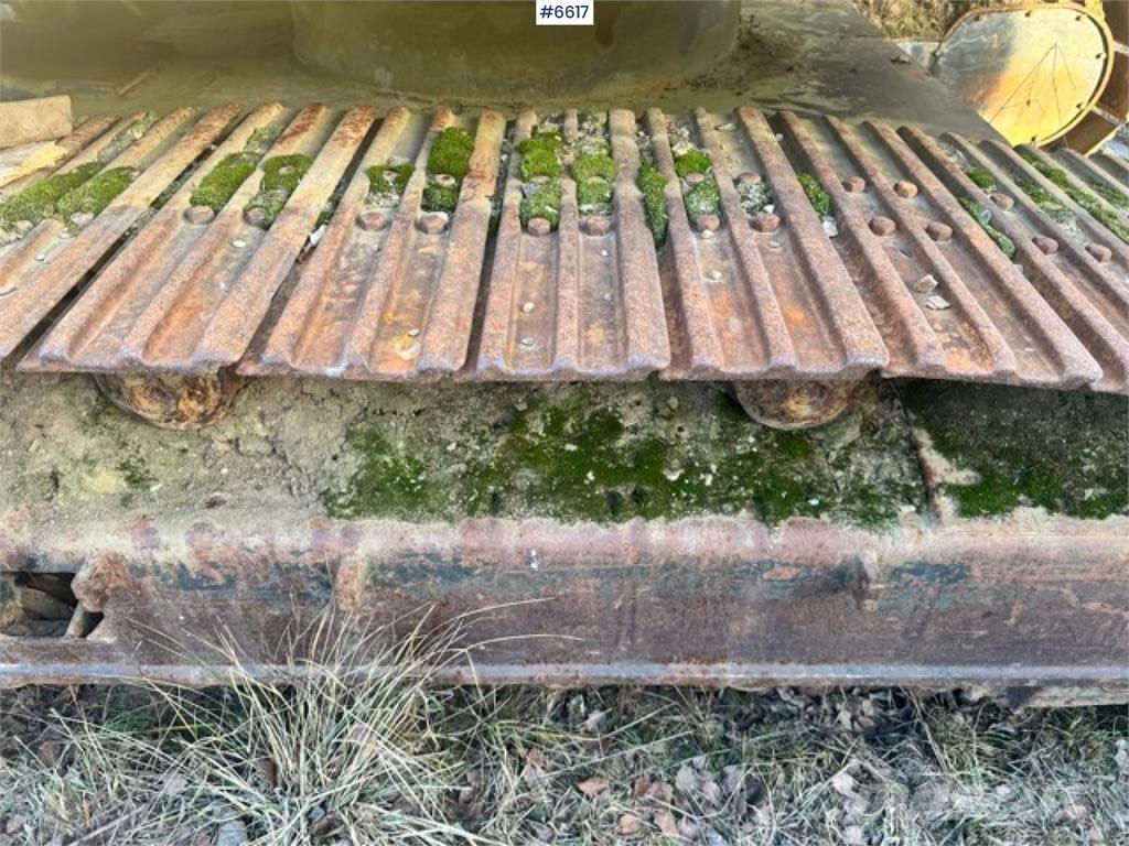 CAT 211BLC Kāpurķēžu ekskavatori