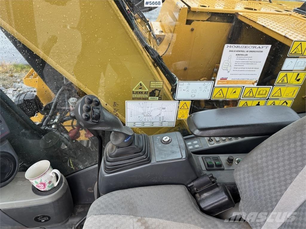 CAT 311F LRR Kāpurķēžu ekskavatori