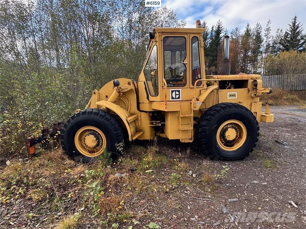 CAT 950 Iekrāvēji uz riteņiem