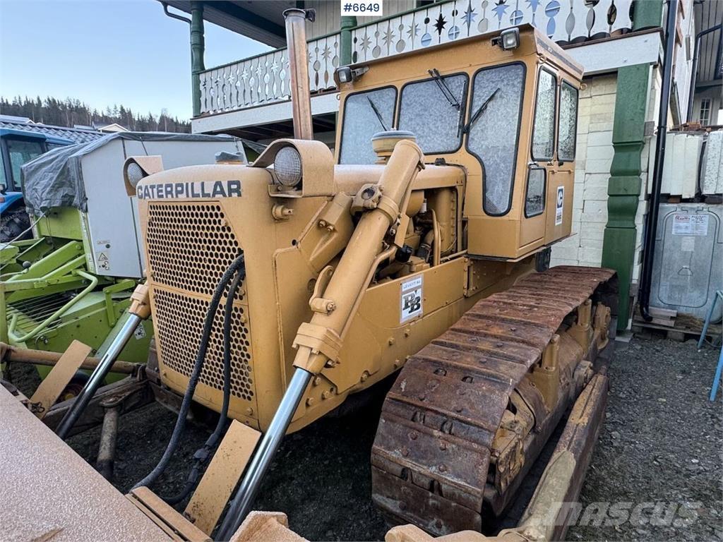 CAT D6C Dozer Kāpurķēžu buldozeri