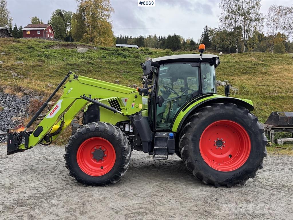 CLAAS Arion 460 Traktori