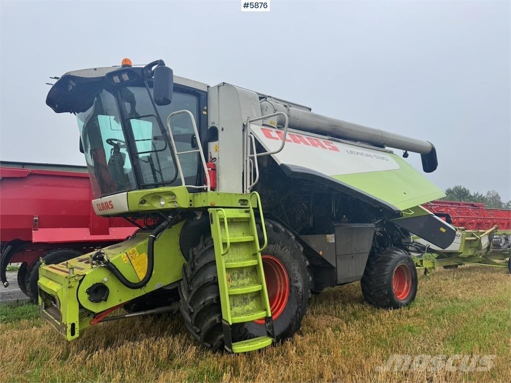 CLAAS Lexion 530 Ražas novākšanas kombaini