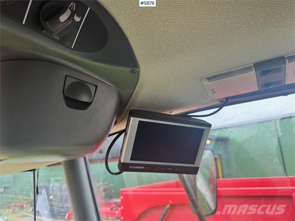 CLAAS Lexion 530 Ražas novākšanas kombaini