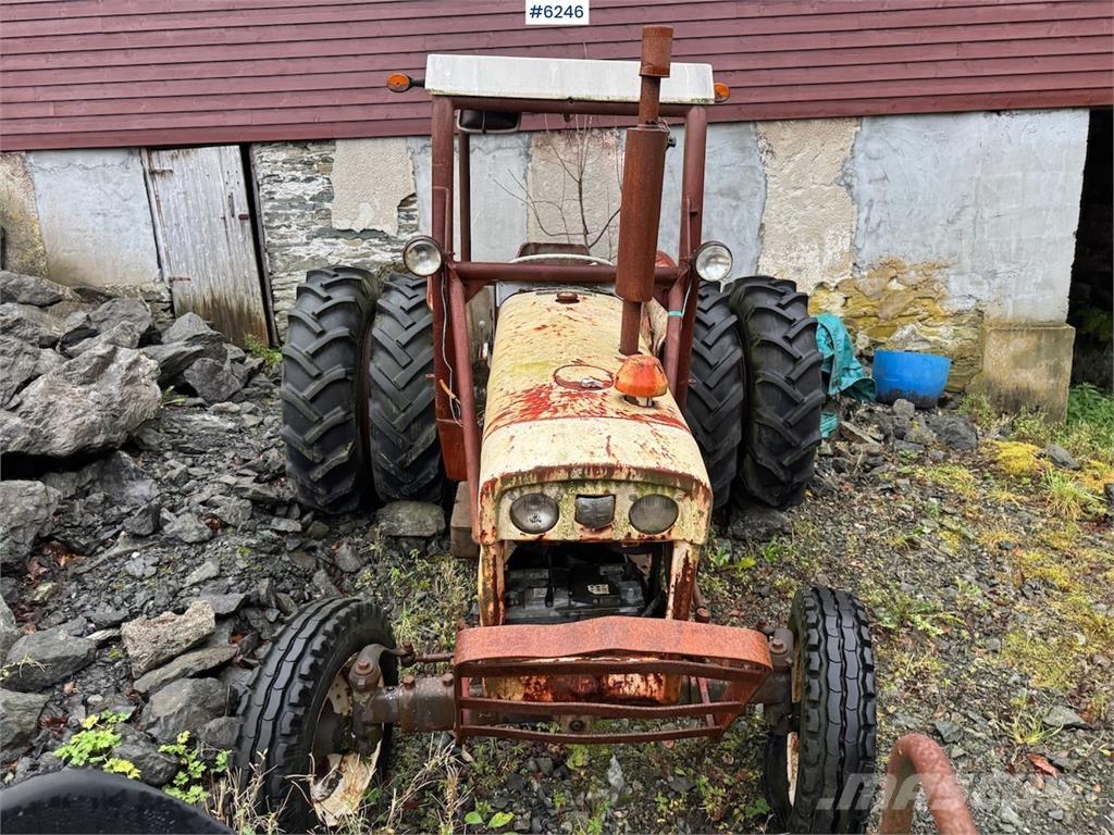 David Brown 885 Traktori