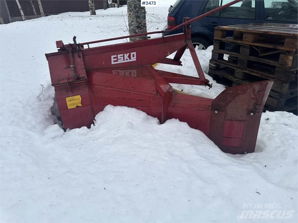 Esko snøfres Sniega metēji