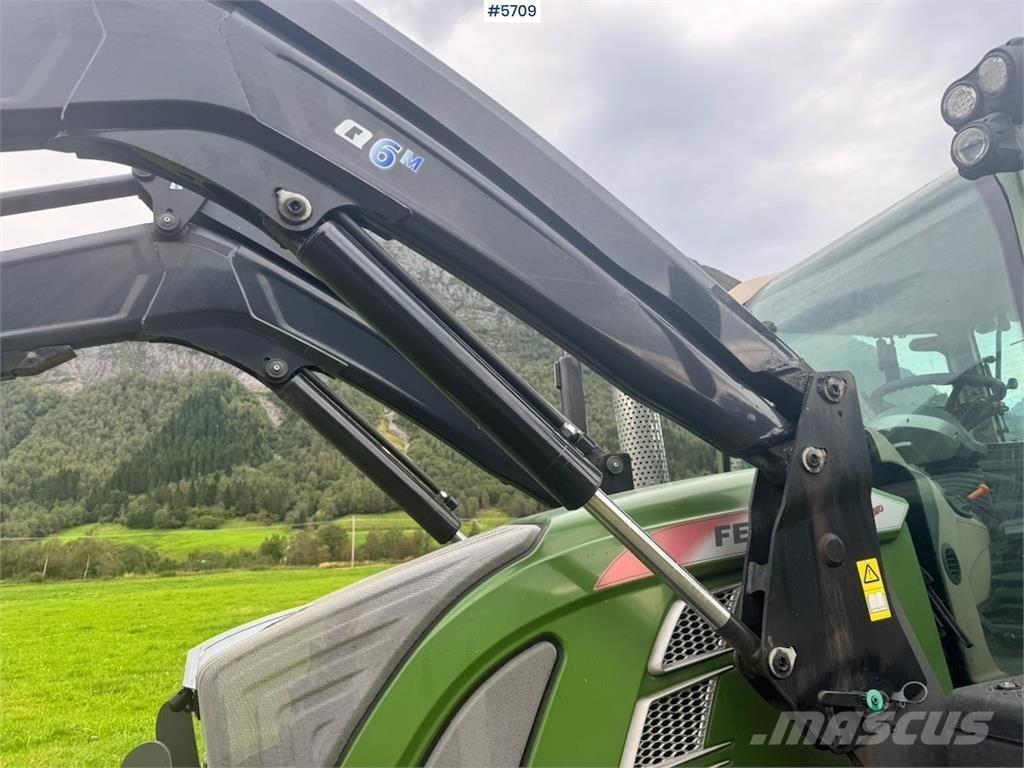 Fendt 724 Vario Traktori