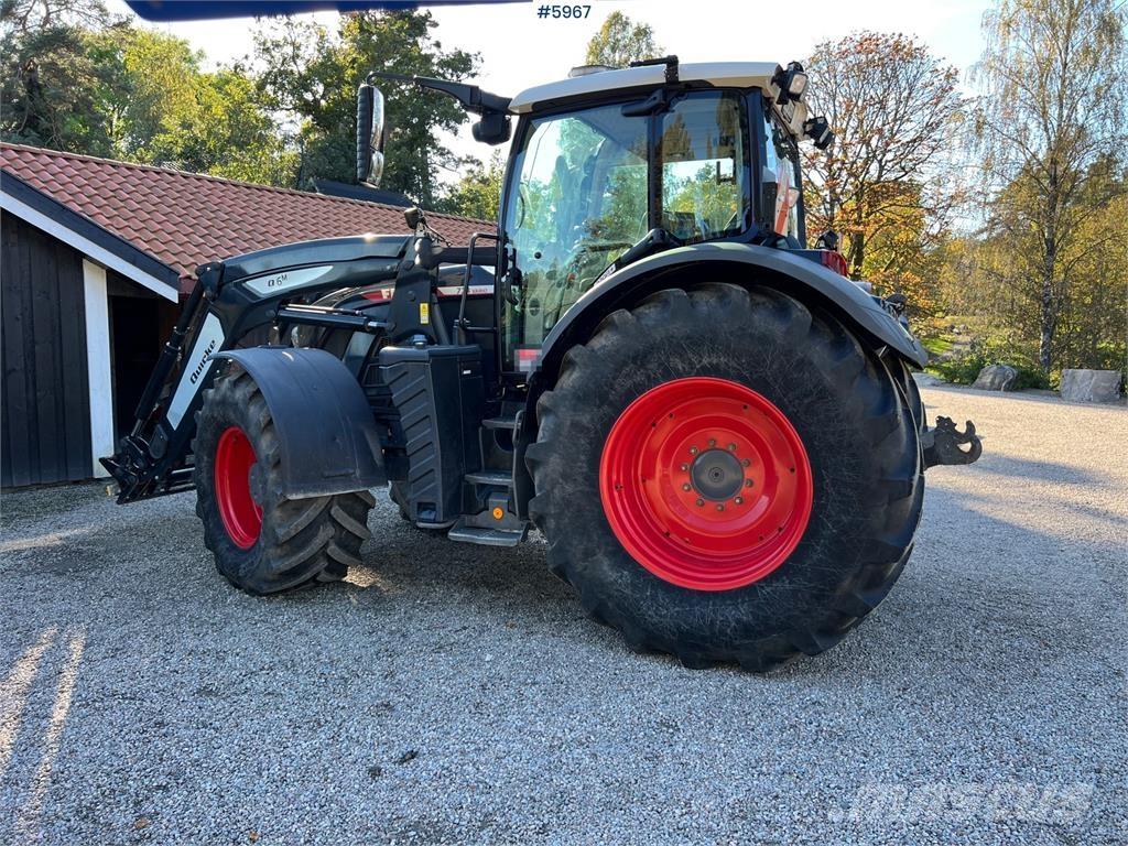 Fendt 724 Vario Traktori