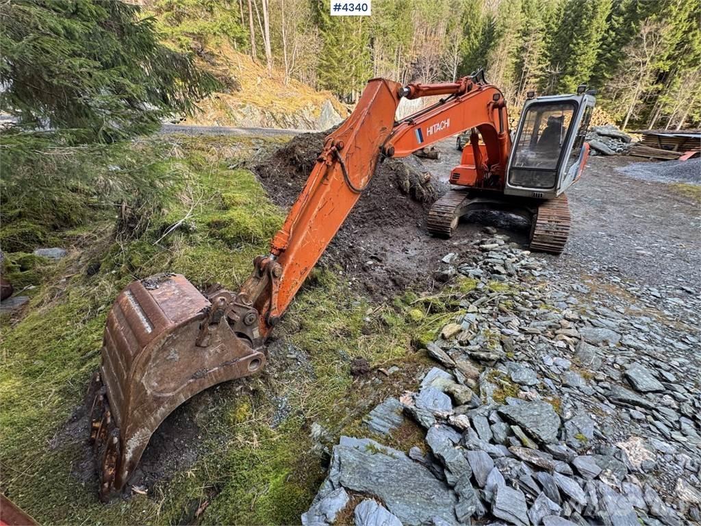 Hitachi EX120-2 Kāpurķēžu ekskavatori