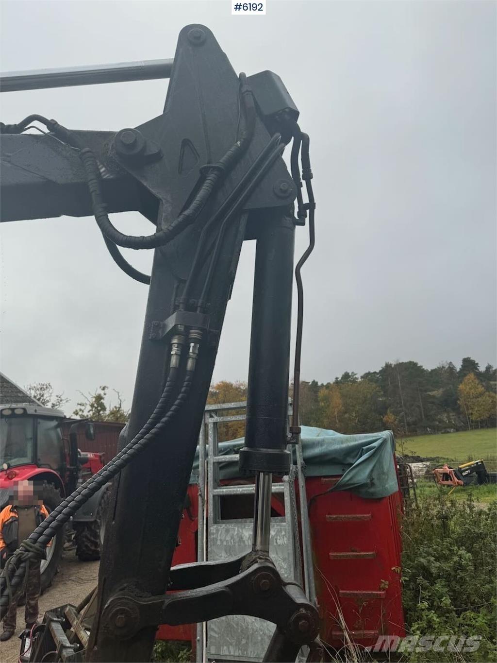 Hymas 8200 Kāpurķēžu ekskavatori