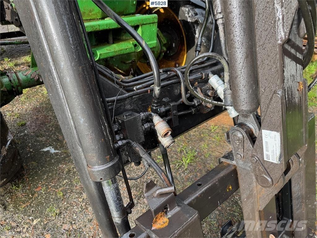 John Deere 1630 Traktori