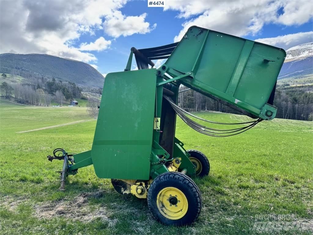 John Deere 545 Cits lopbarības novācēju, kombainu aprīkojums
