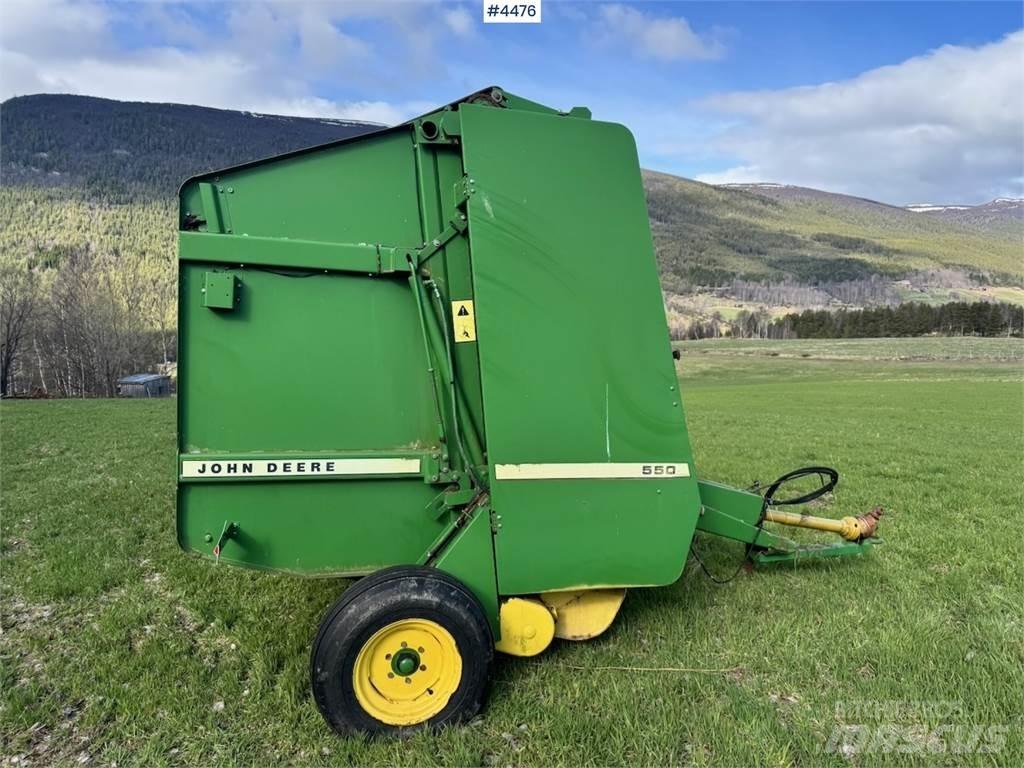 John Deere 550 Cits lopbarības novācēju, kombainu aprīkojums