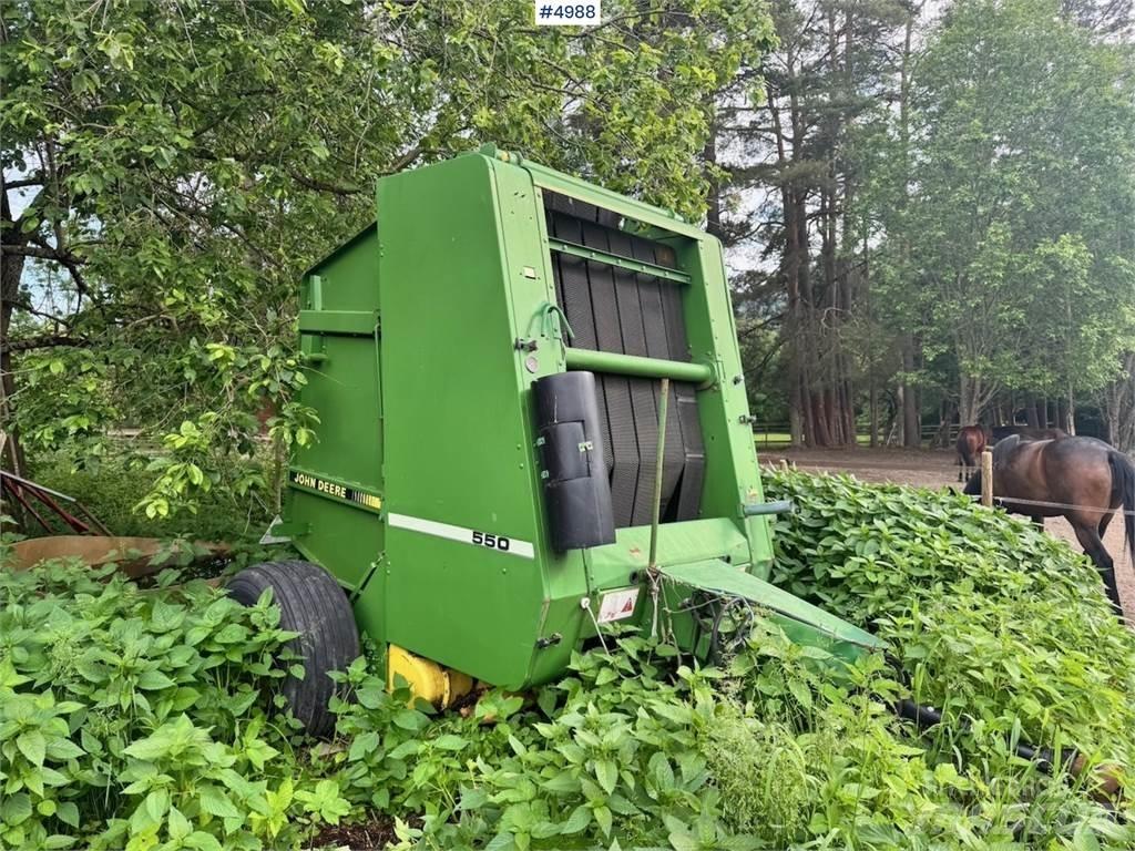 John Deere 550 Cita ražas novākšanas tehnika