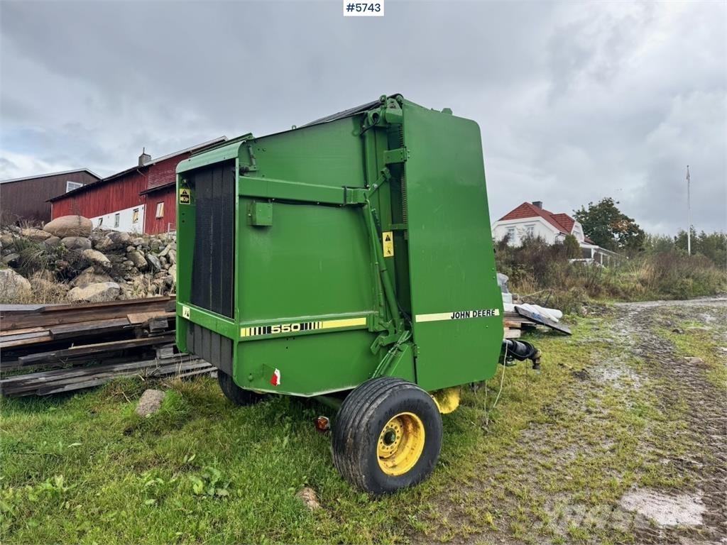 John Deere 550 Cita ražas novākšanas tehnika