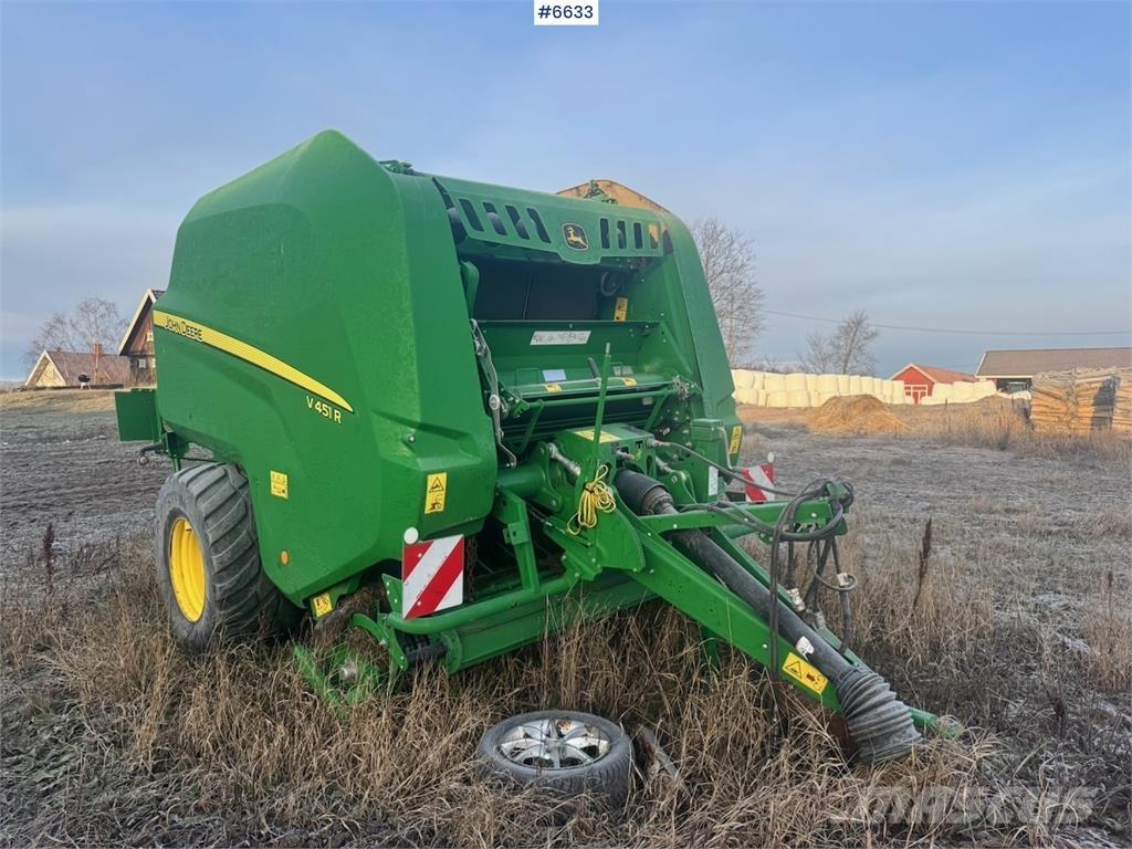 John Deere V451R Cita ražas novākšanas tehnika