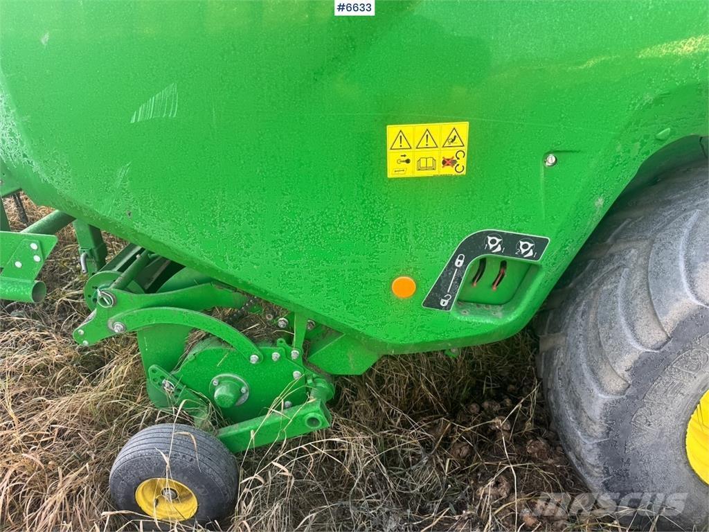 John Deere V451R Cita ražas novākšanas tehnika