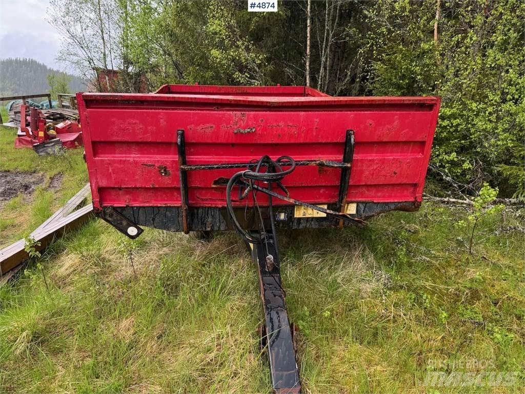 Junkkari J10 Graudu pārkraušanas piekabes