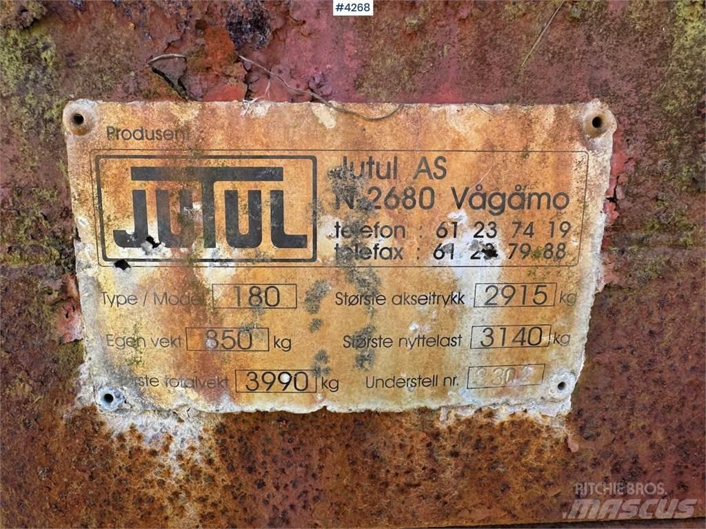 Jutul 180 Graudu pārkraušanas piekabes