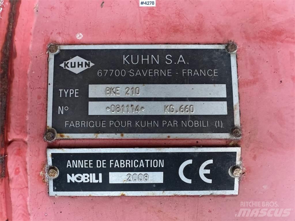 Kuhn BKE 210 Cita ražas novākšanas tehnika