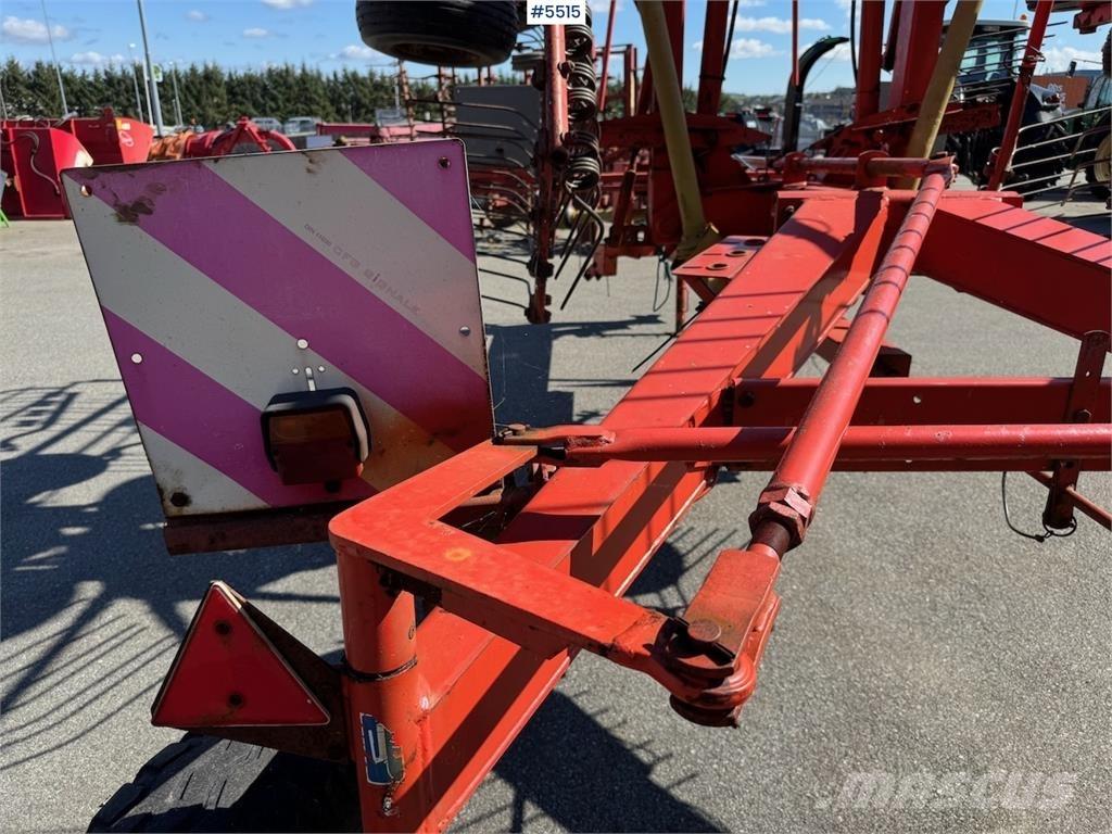 Kuhn GA 7301 Cita ražas novākšanas tehnika