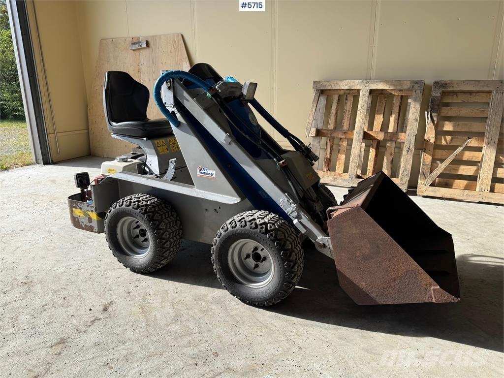 Multione F14B Multifunkcionālie iekrāvēji
