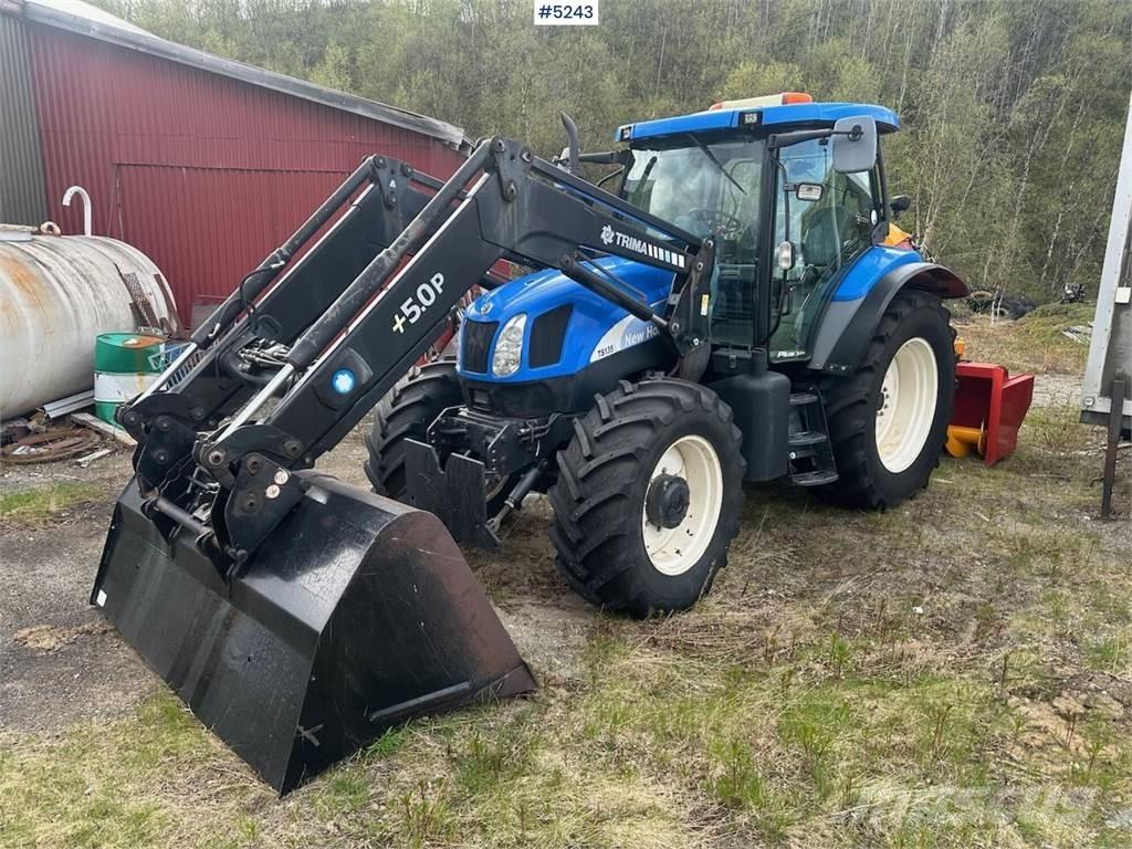 New Holland TS135 Traktori