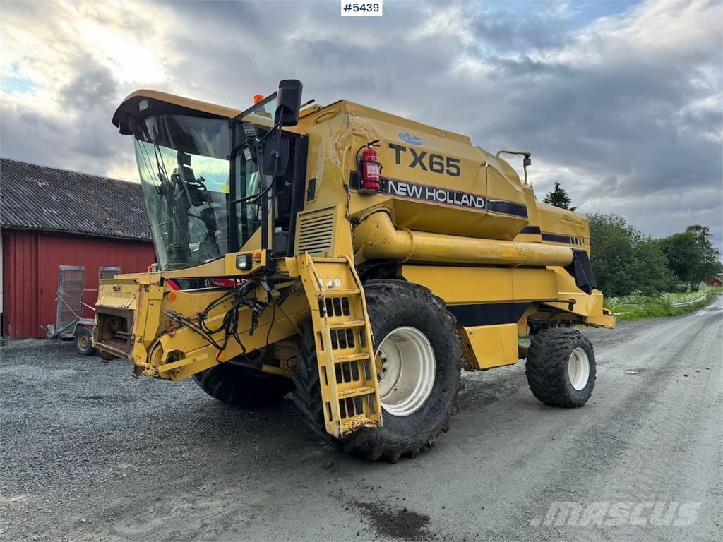 New Holland TX65 Ražas novākšanas kombaini