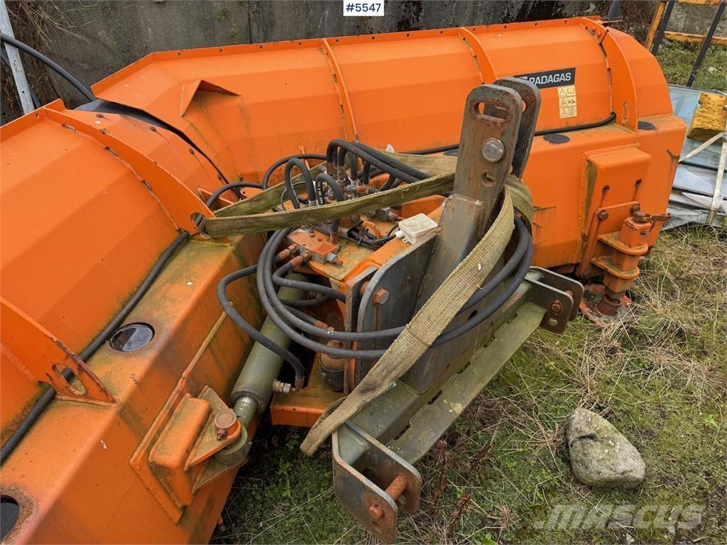 Padagas SSVL 37 Sniega naži un tīrītāji