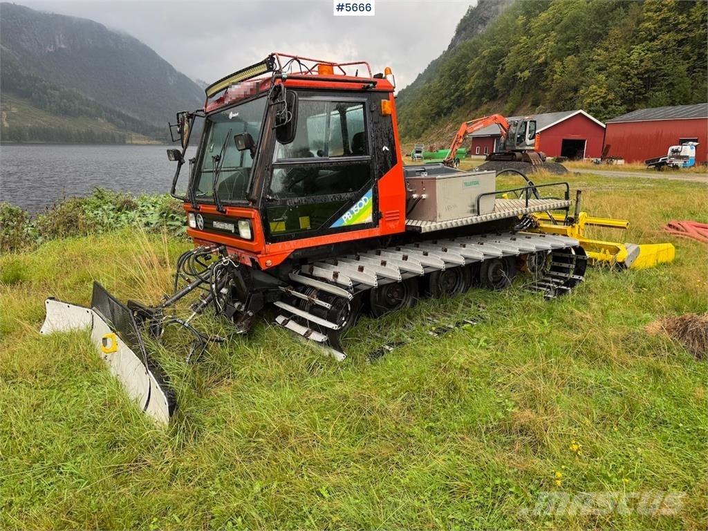  Pisten Bully 150D Sniega naži un tīrītāji