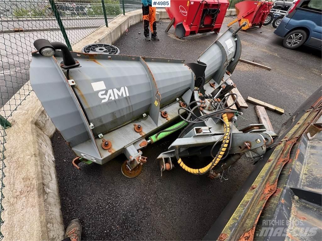 Sami V-plog Sniega naži un tīrītāji