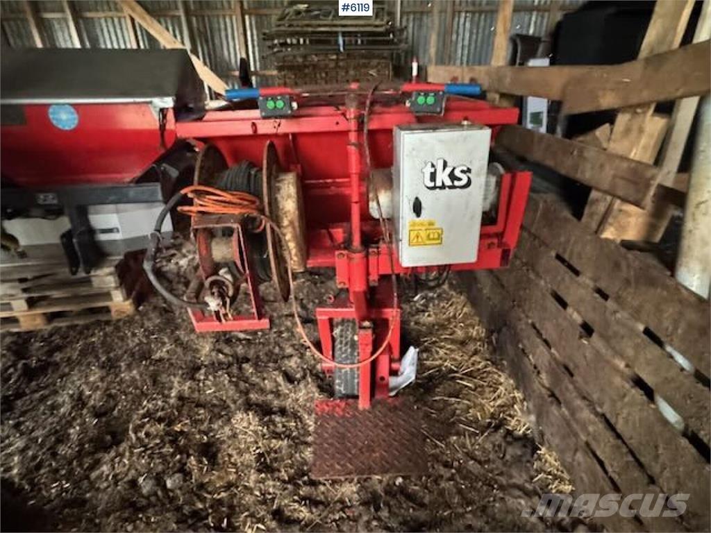TKS F2 Cita ražas novākšanas tehnika