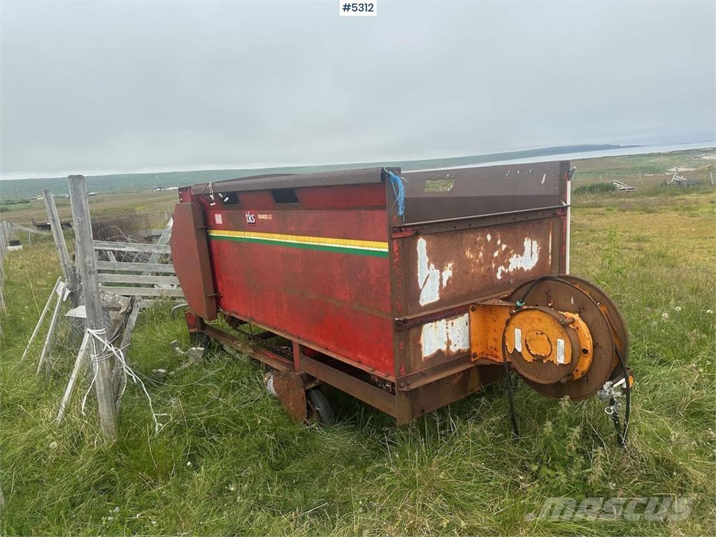 TKS R-150 Cita ražas novākšanas tehnika