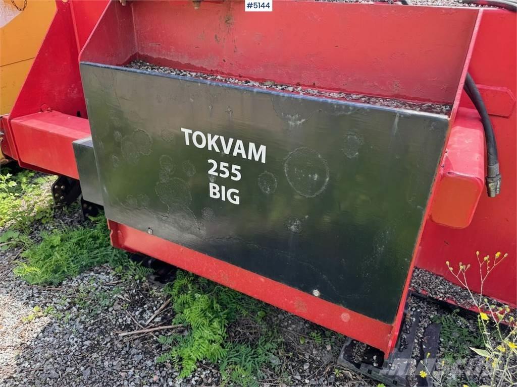 Tokvam 255 Sniega naži un tīrītāji