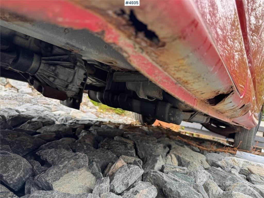 Toyota Hiace 4WD Preču pārvadāšanas furgoni