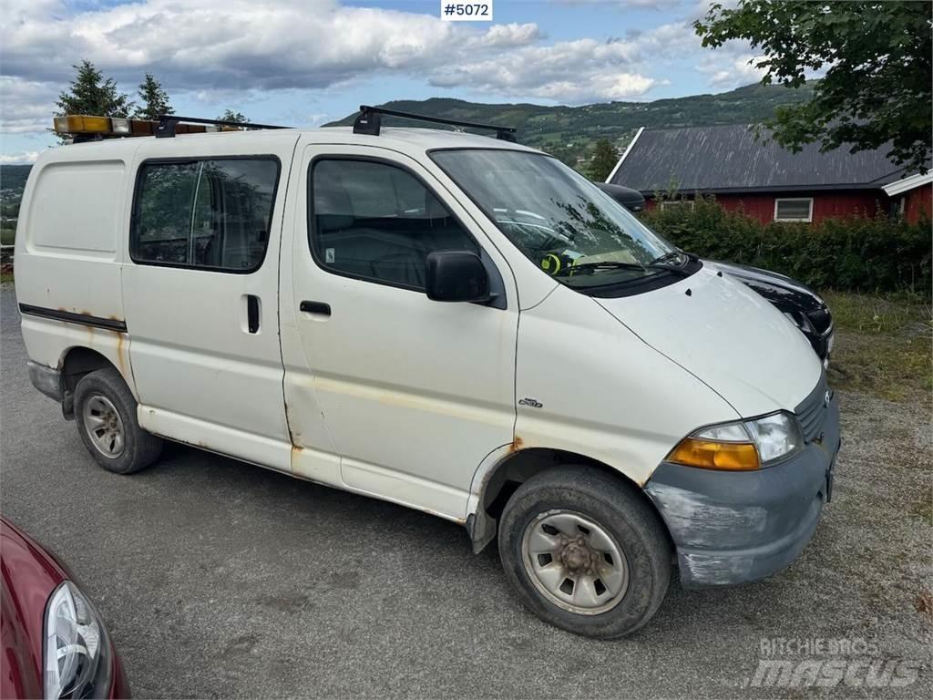 Toyota Hiace 4WD Preču pārvadāšanas furgoni