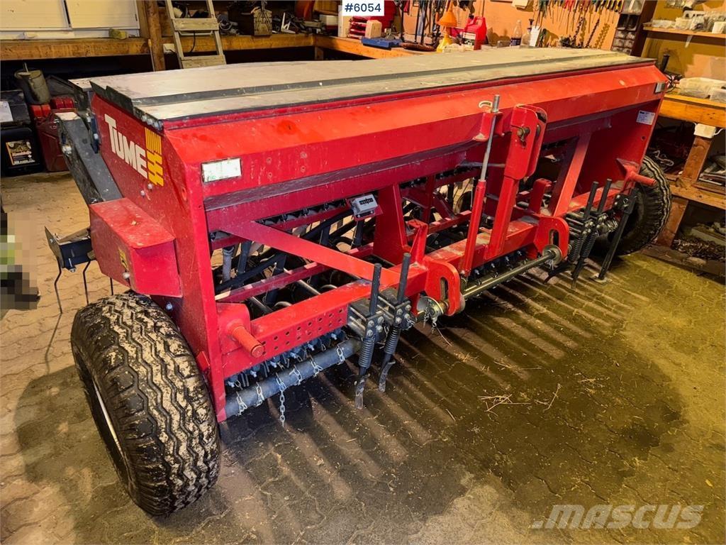 Tume CK 3000 Sējmašīnas