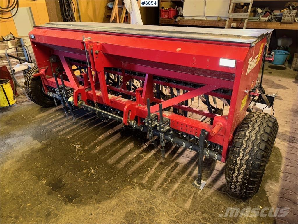 Tume CK 3000 Sējmašīnas