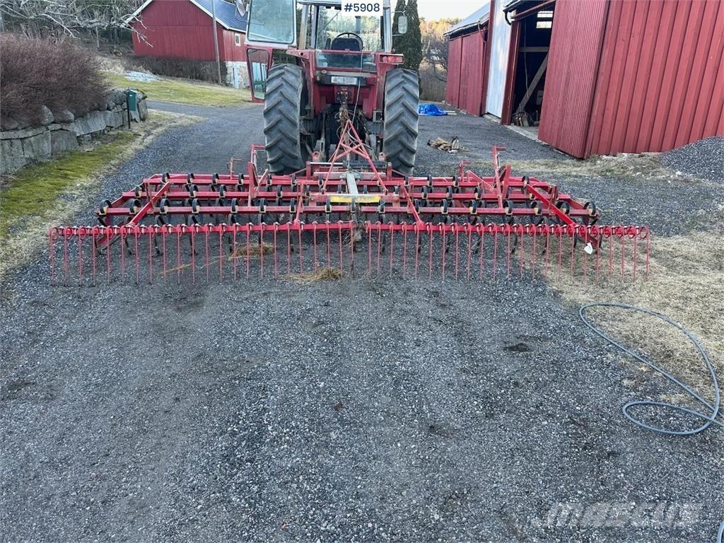 Väderstad 4,6 Cita augsnes apstrādes tehnika un papildaprīkojums