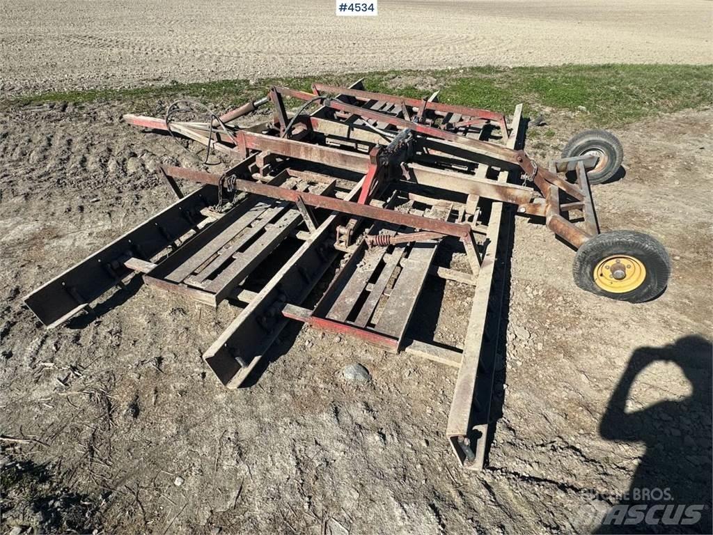 Väderstad Slådd Cita augsnes apstrādes tehnika un papildaprīkojums