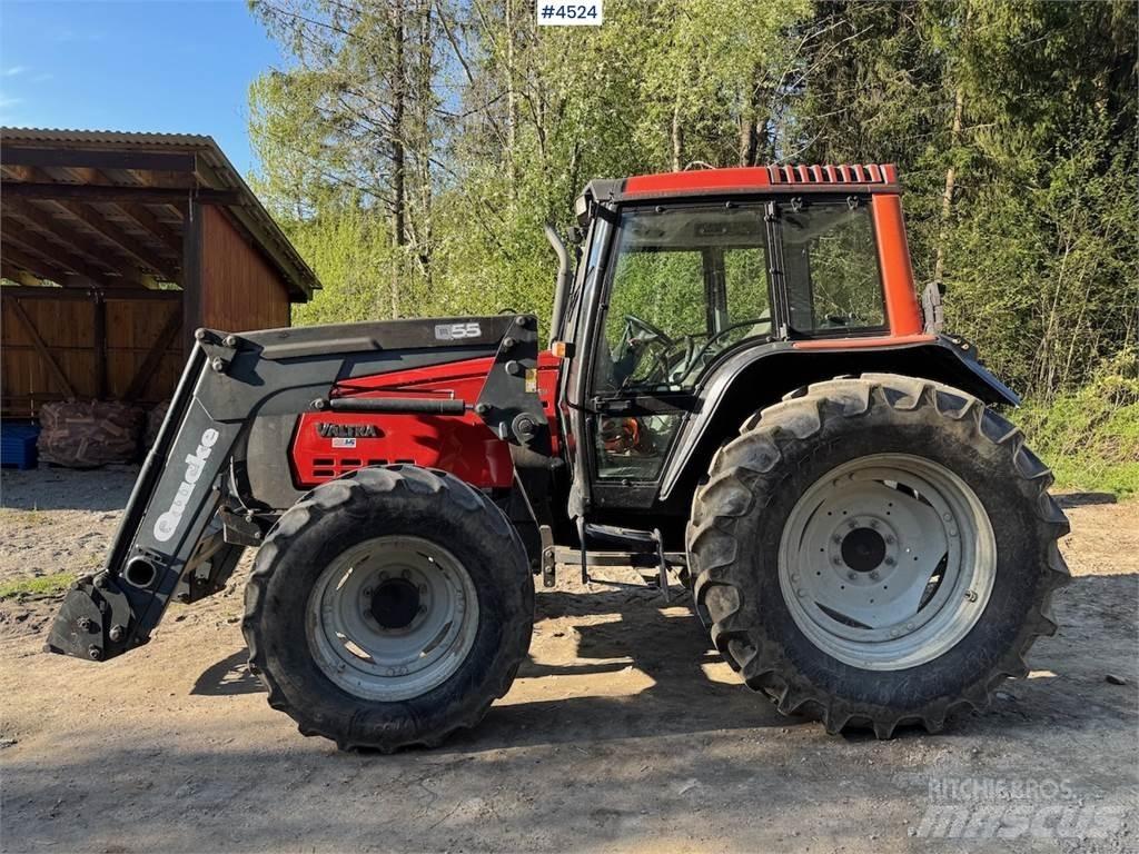 Valtra 6850 Traktori