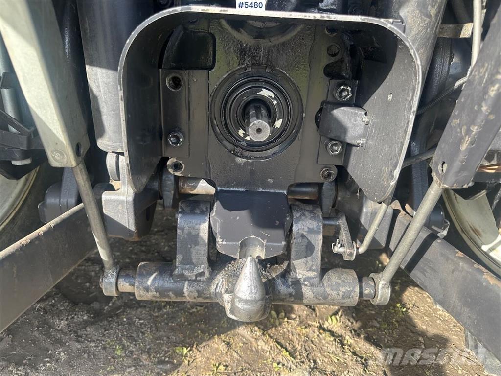 Valtra N101 Traktori
