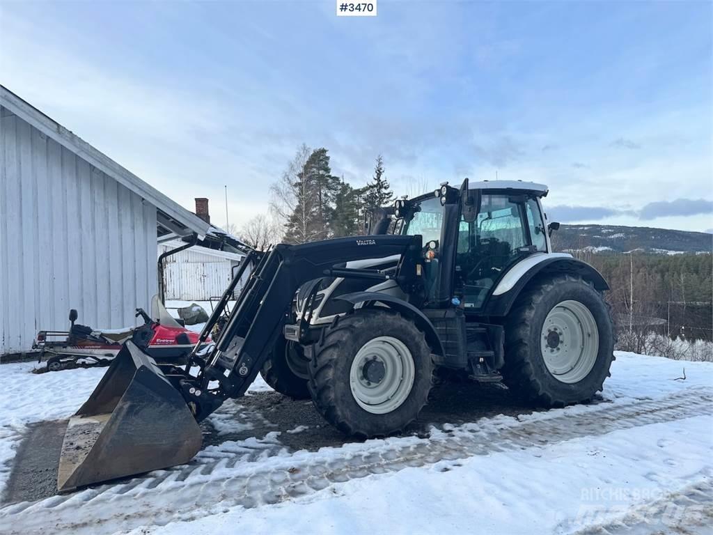 Valtra N134 Traktori