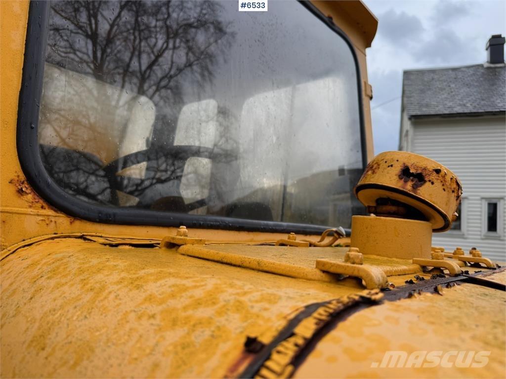 Volvo 861 6x6 Mini pašizgāzēji