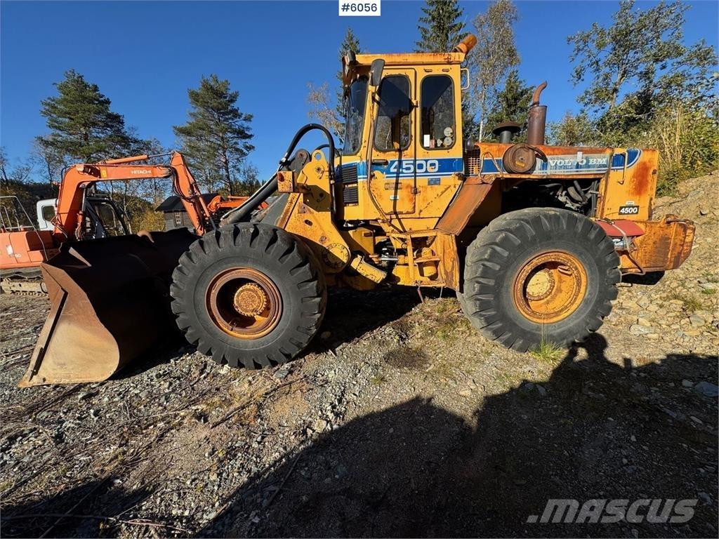 Volvo BM 4500 Iekrāvēji uz riteņiem